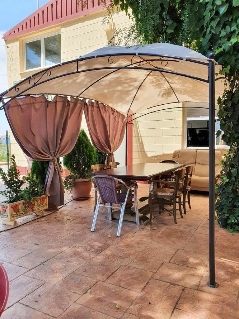 Garden in commercial for sale in Almoradi