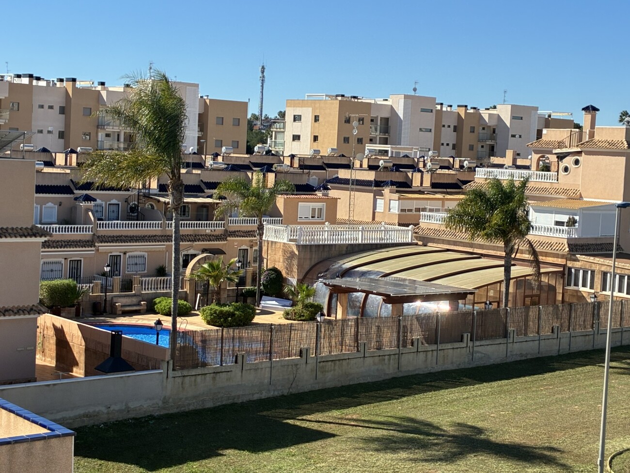 Ático de Lujo en Orihuela Costa con Solarium Privado