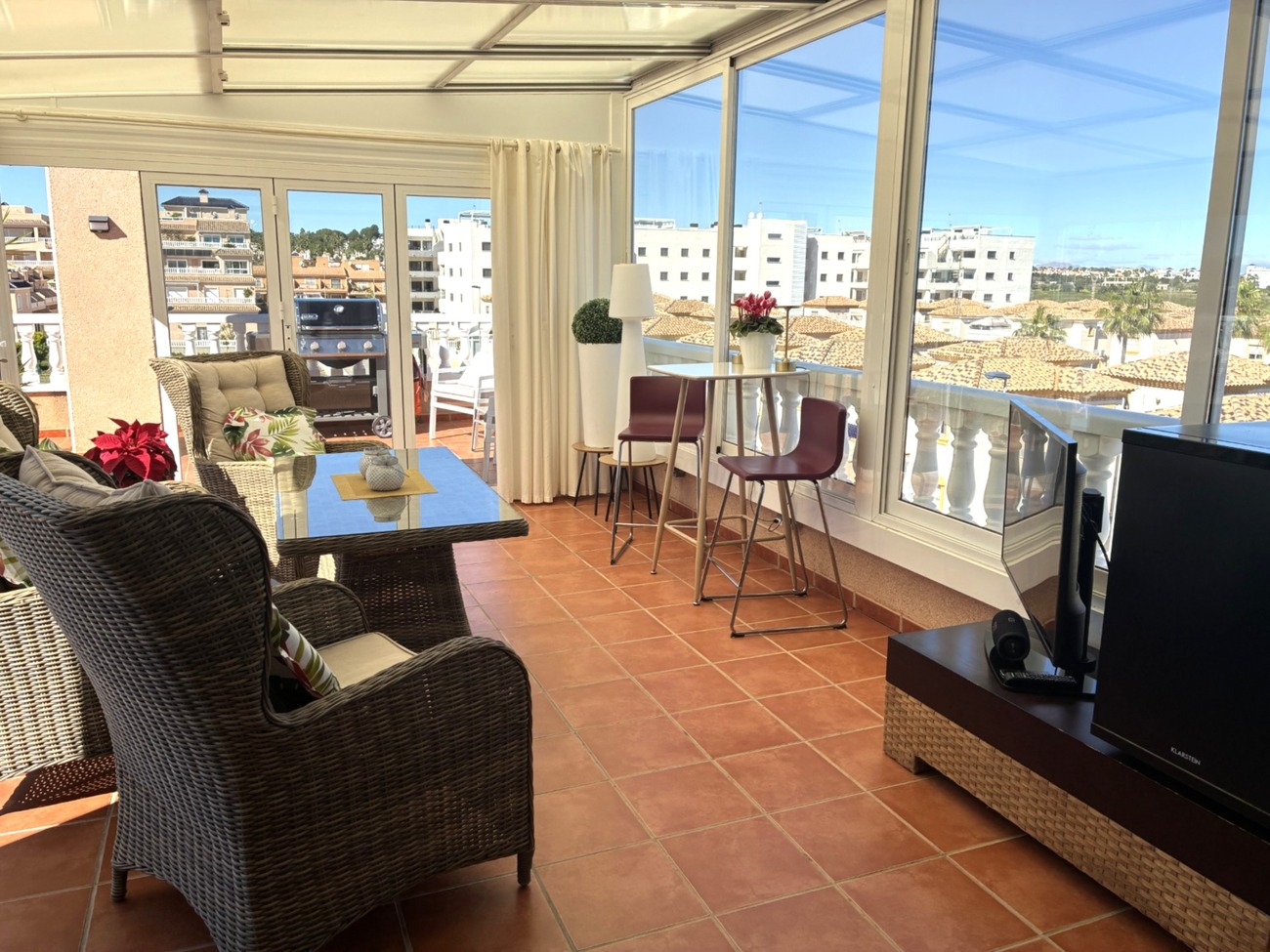 Ático de Lujo en Orihuela Costa con Solarium Privado