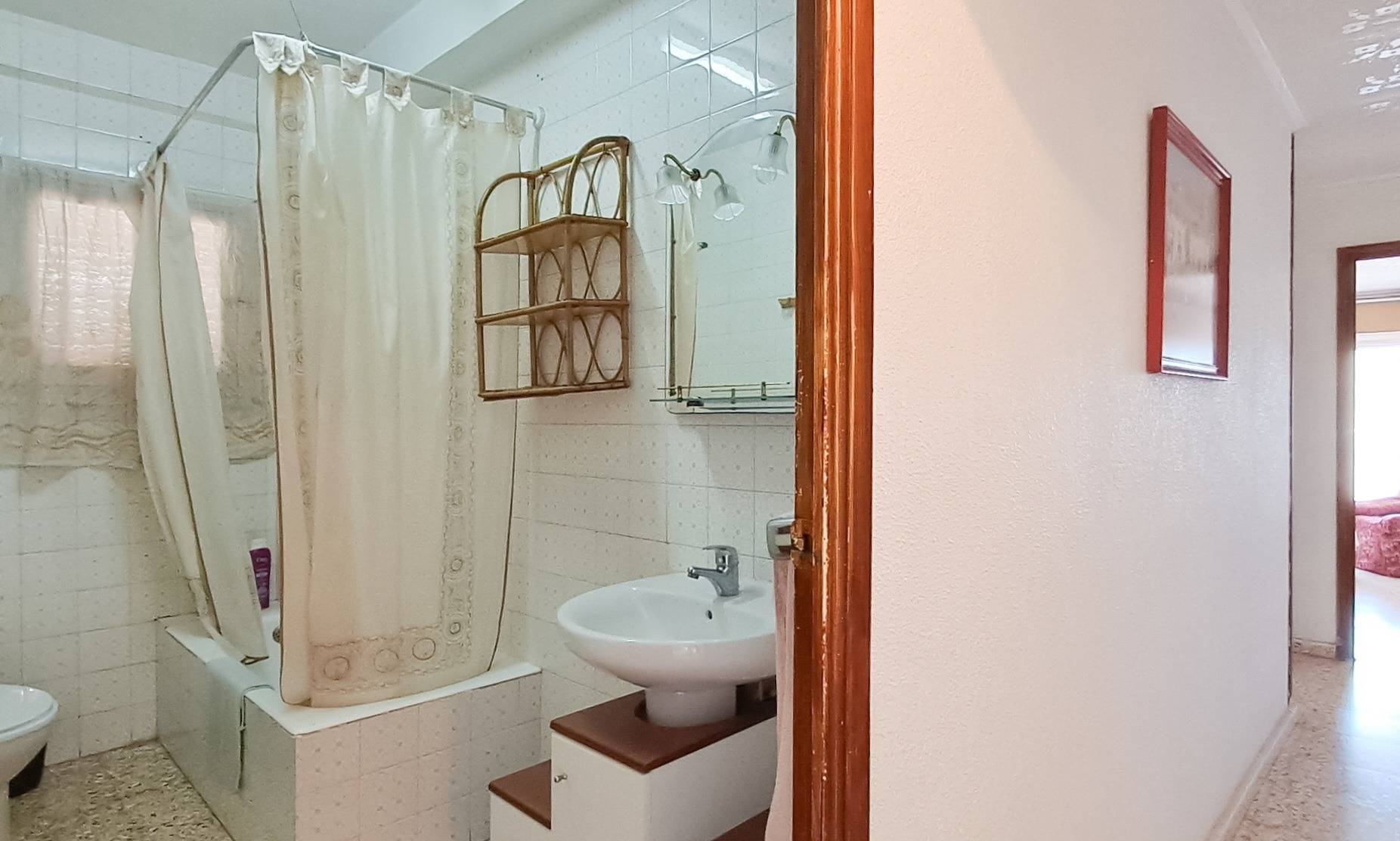 Bedroom in penthouse for sale in Torrevieja