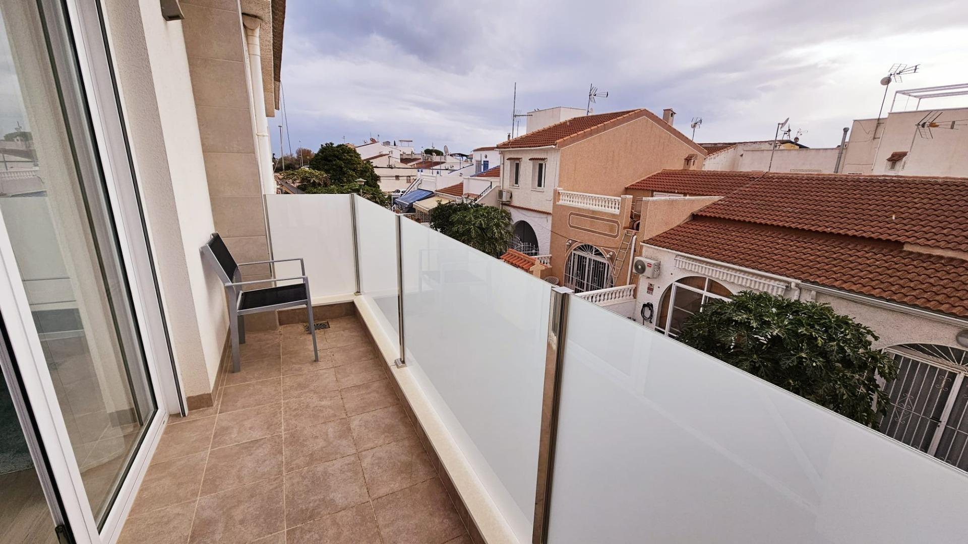 Exterior view in duplex for sale in Torrevieja