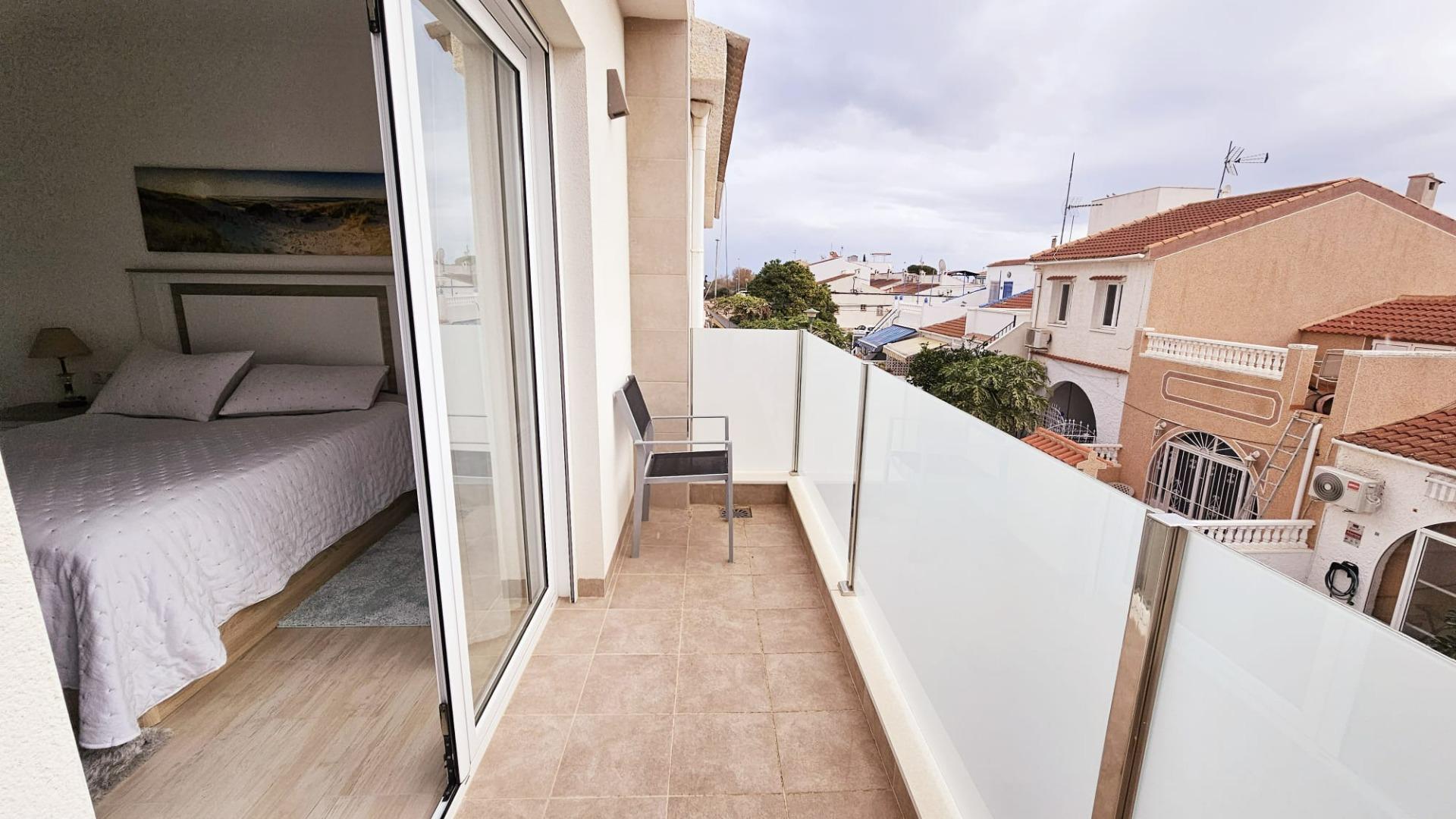 Living room in duplex for sale in Torrevieja