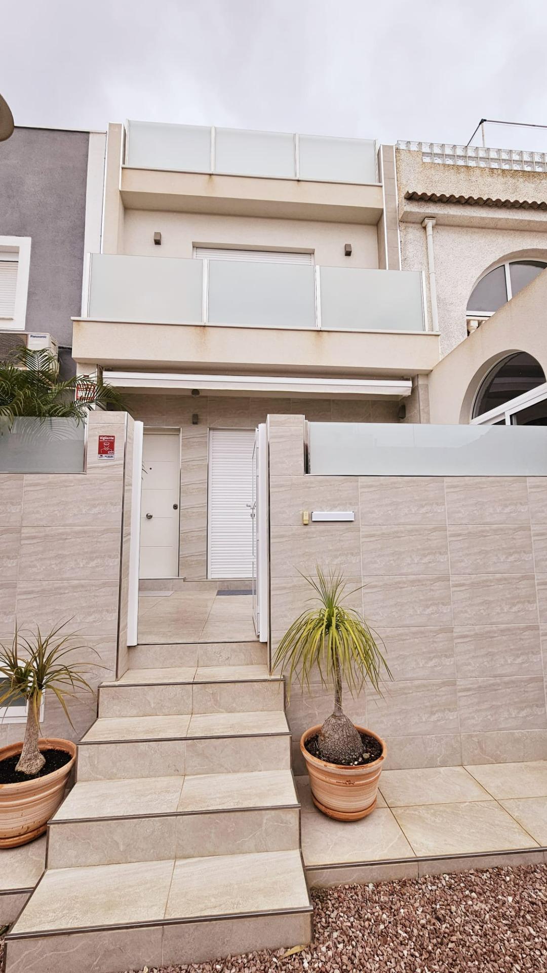 Terrace in duplex for sale in Torrevieja