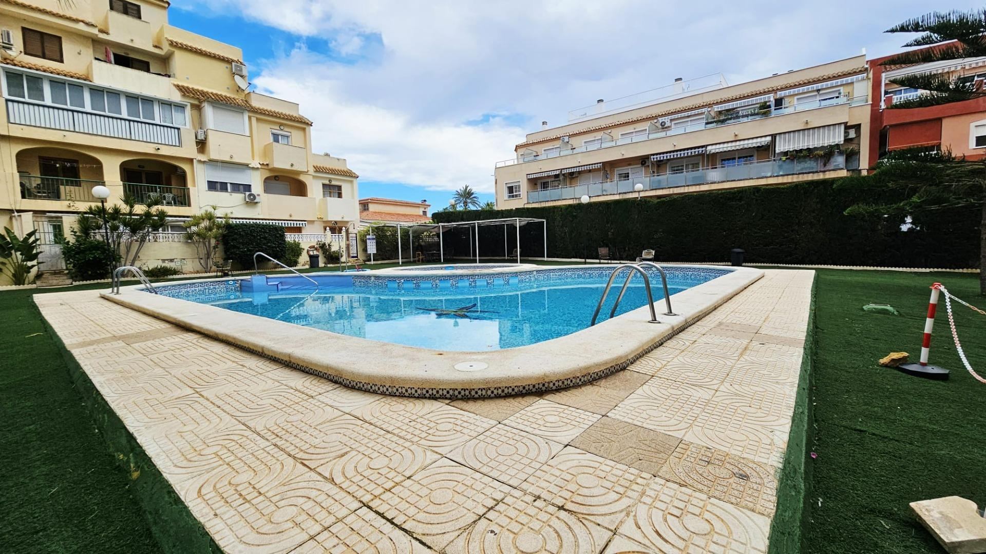 Terrace in apartment for sale in Torrevieja