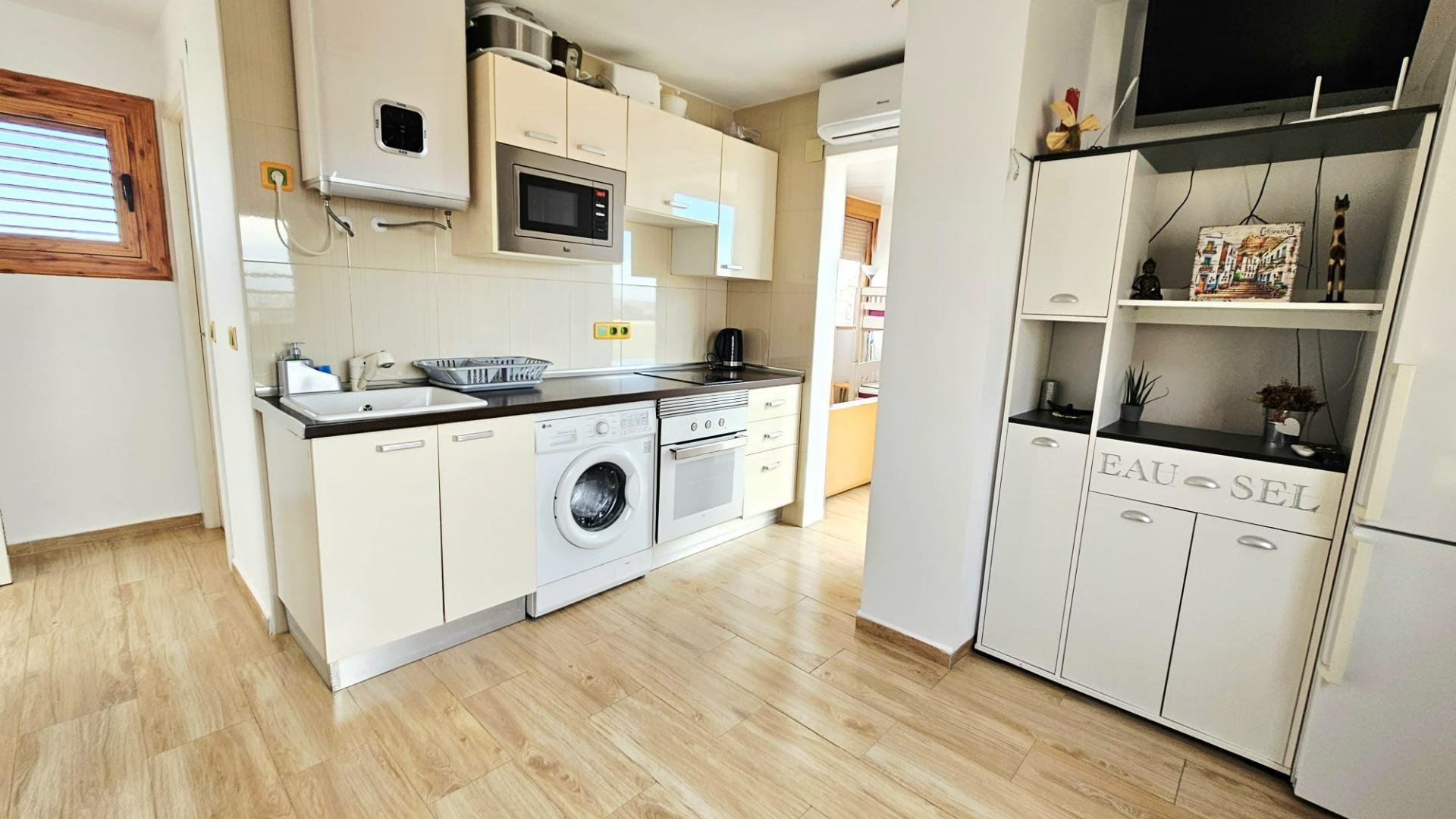Bedrooms: 1, Bathrooms: 1, Apartment in Torrevieja, Alicante, Spain