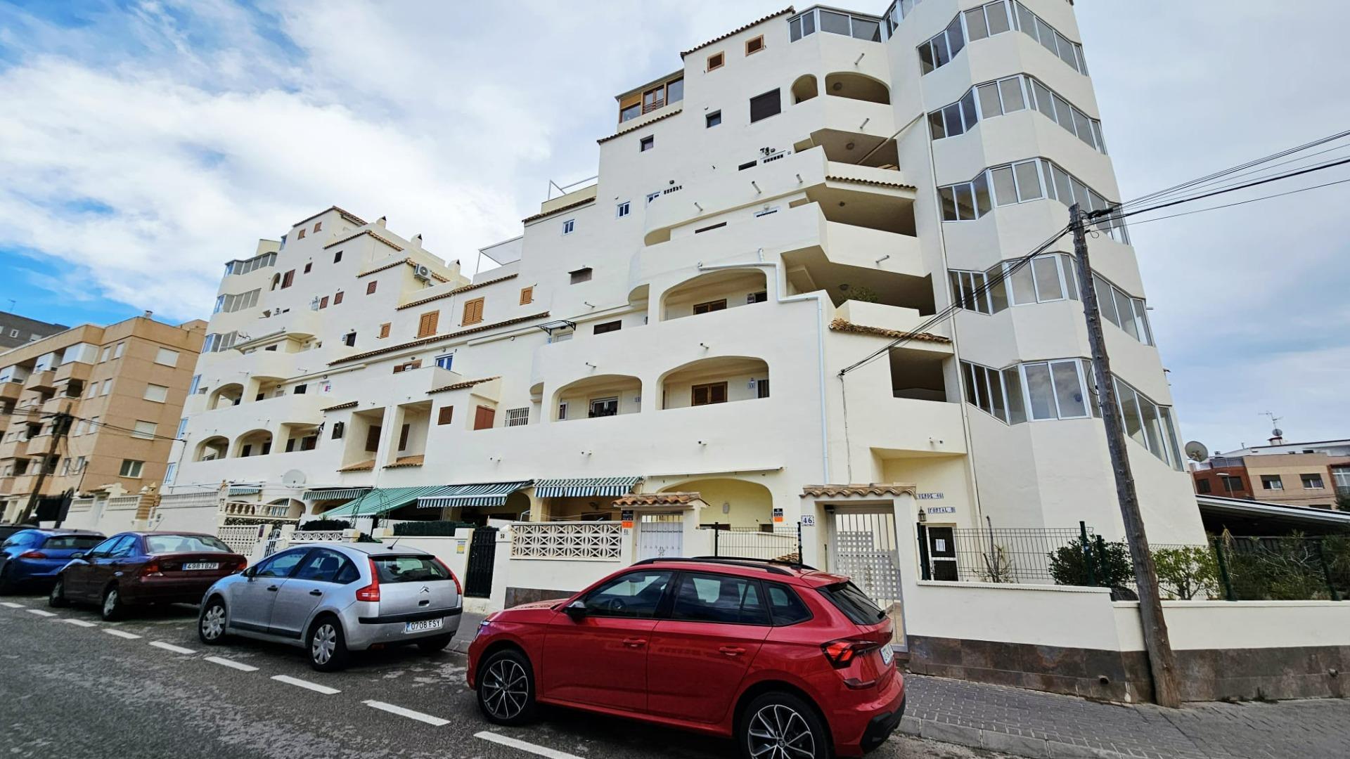 Living room in apartment for sale in Torrevieja