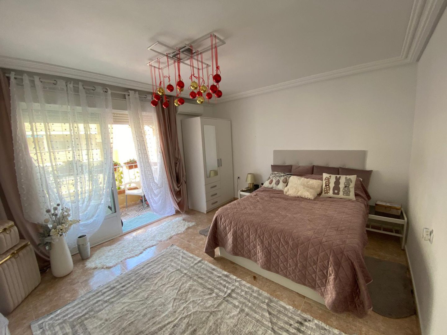 Dining area in apartment for sale in Torrevieja