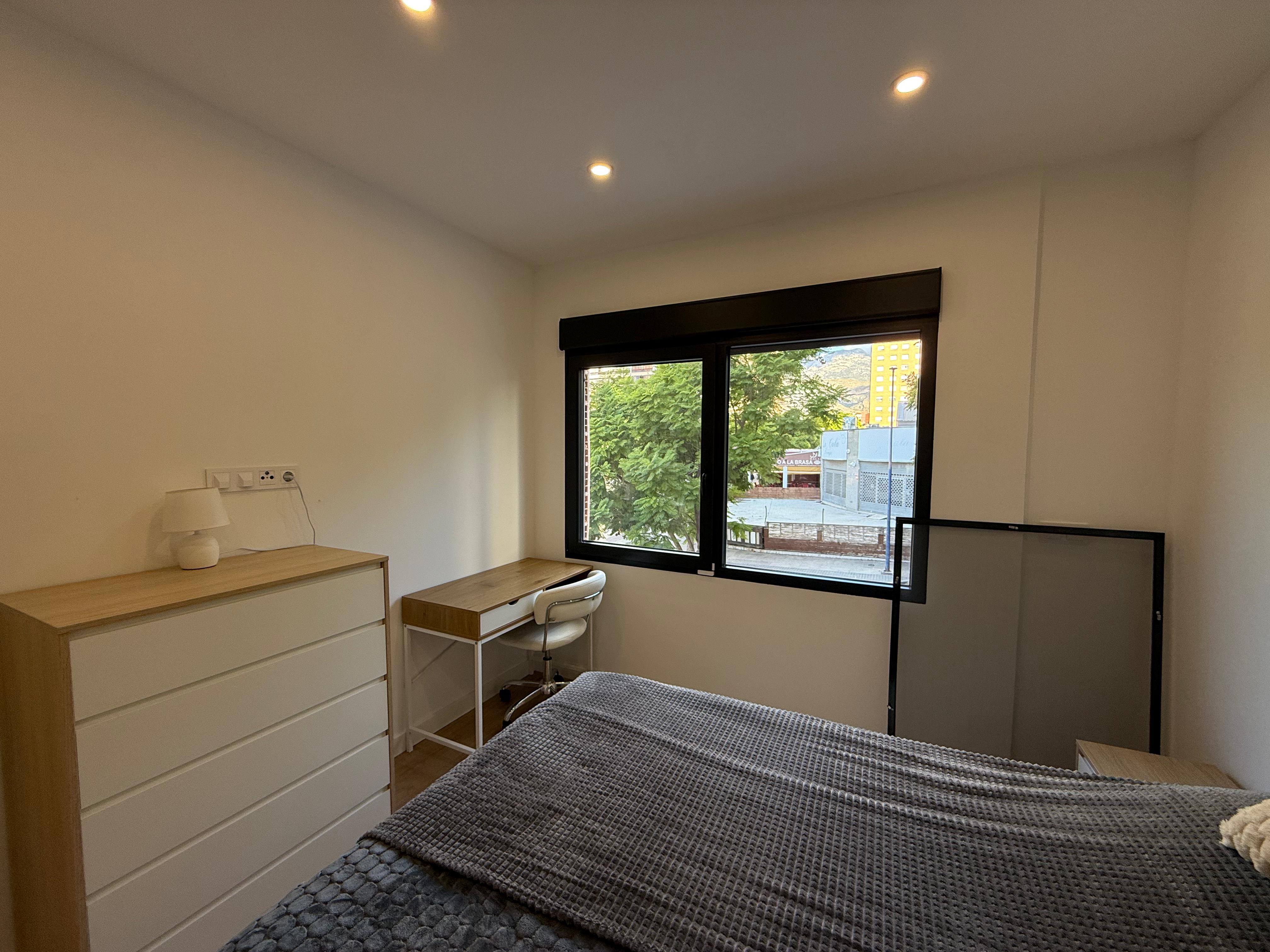 Bedroom in terraced for sale in Benidorm