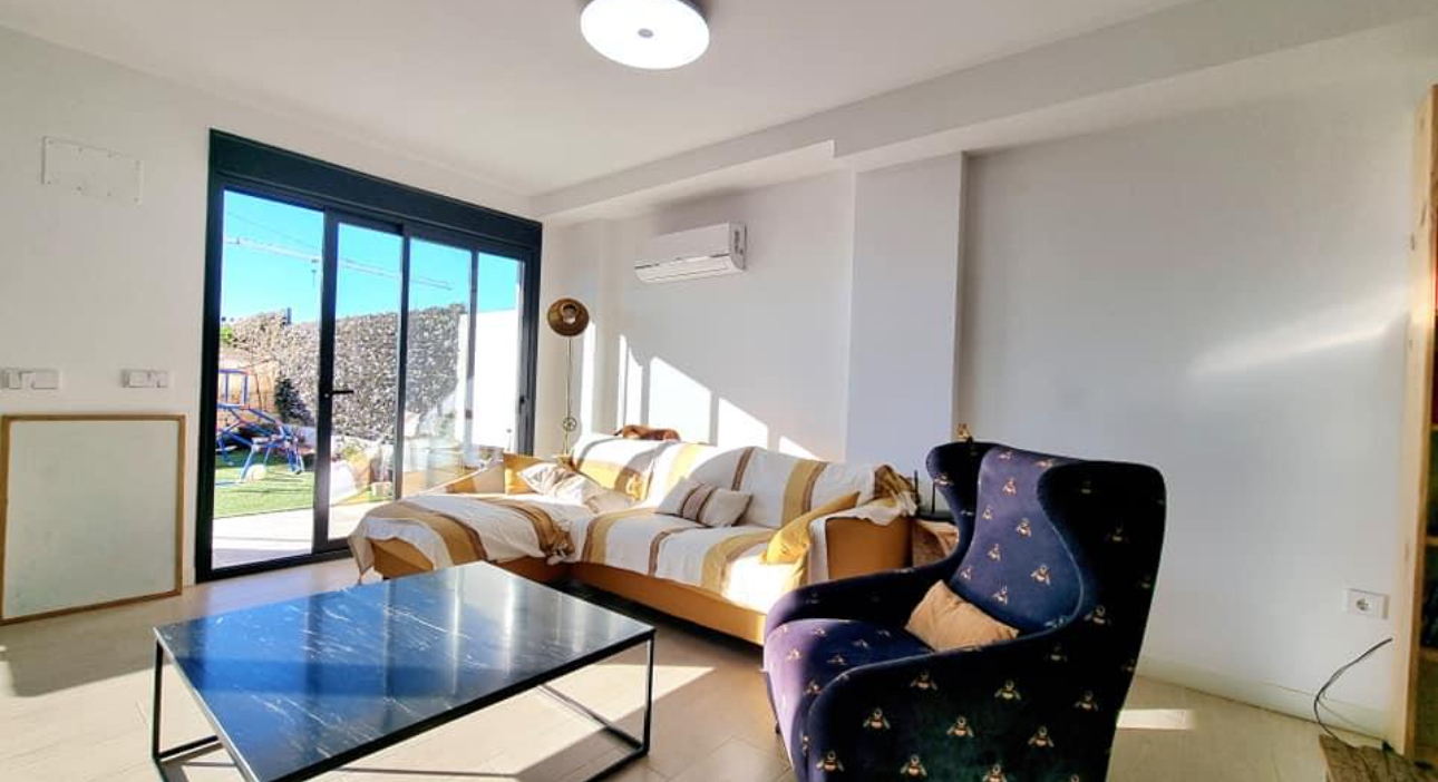 Garden in villa for sale in Benidorm