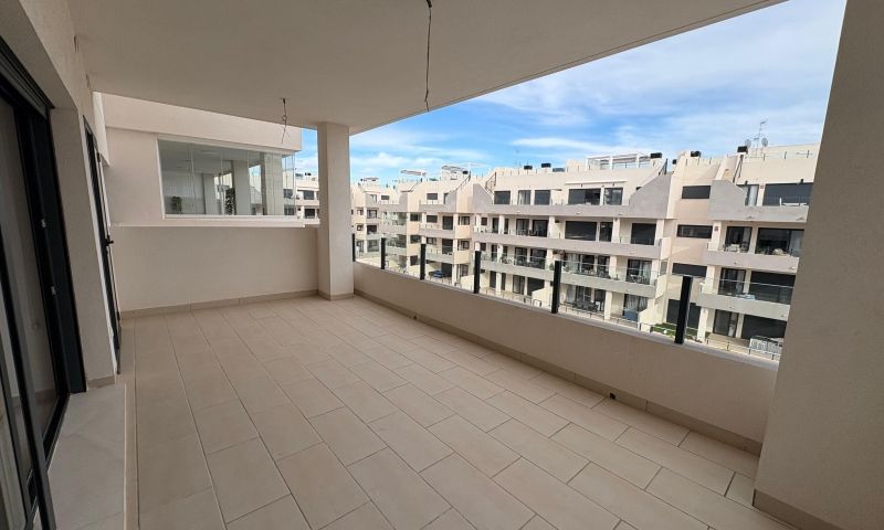 Bedrooms: 2, Bathrooms: 2, Apartment in Orihuela Costa, Alicante, Spain