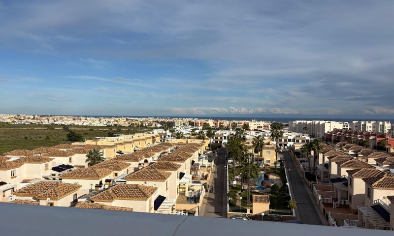 Bedroom in apartment for sale in Orihuela Costa