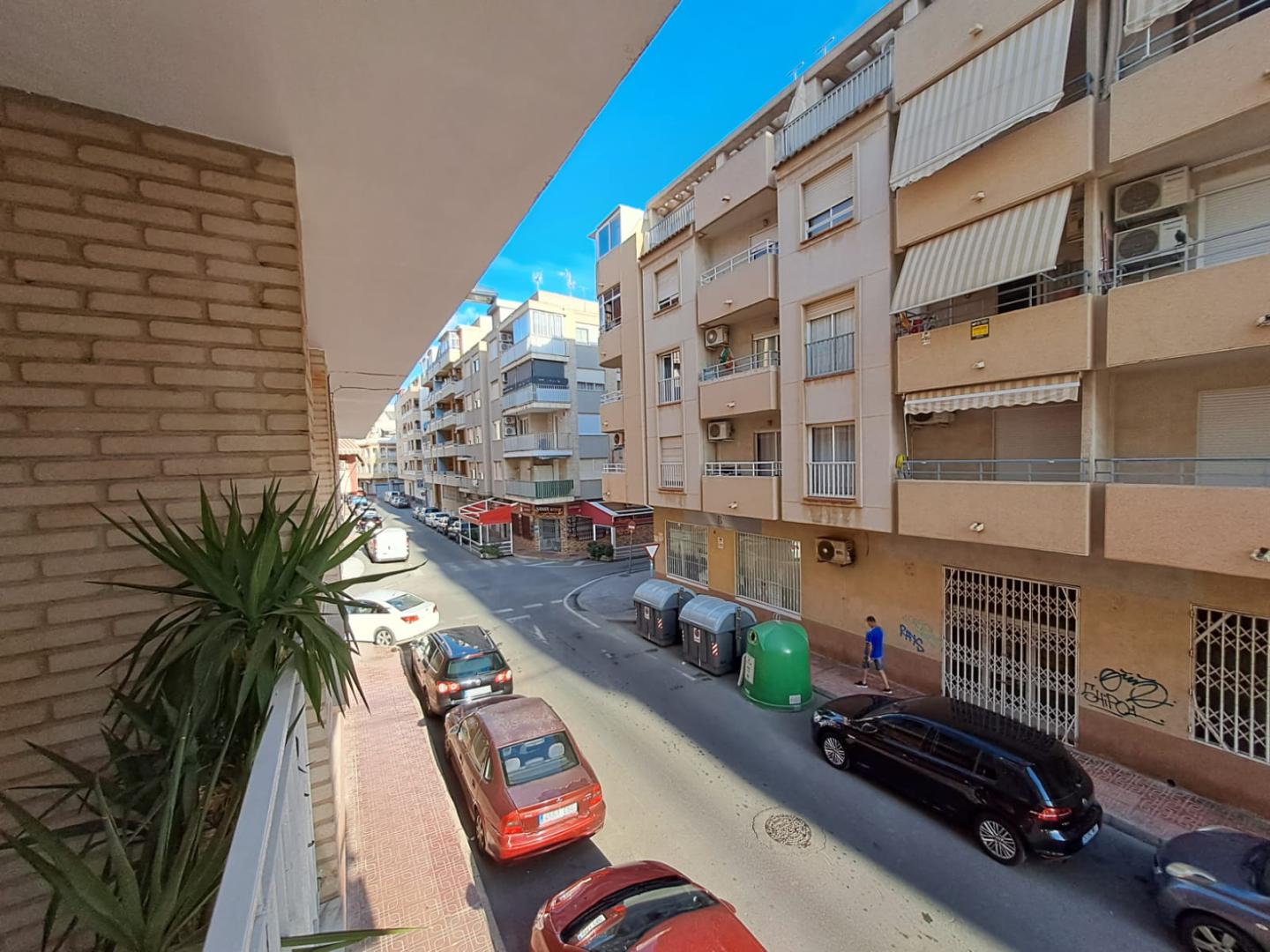 Master bedroom in apartment for sale in Torrevieja