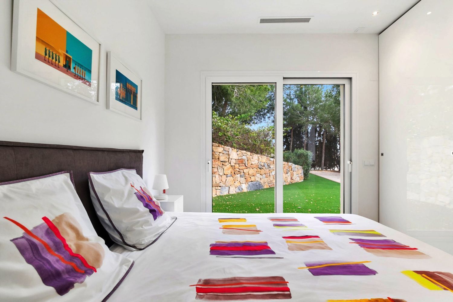 Pool area in villa for sale in Orihuela