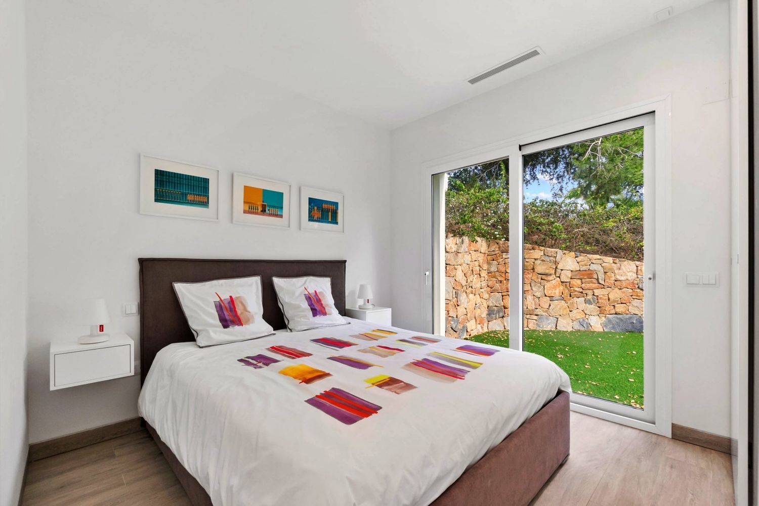 Garden in villa for sale in Orihuela