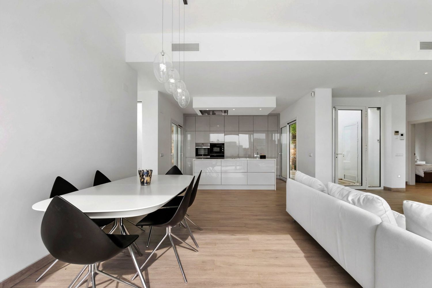 Terrace in villa for sale in Orihuela