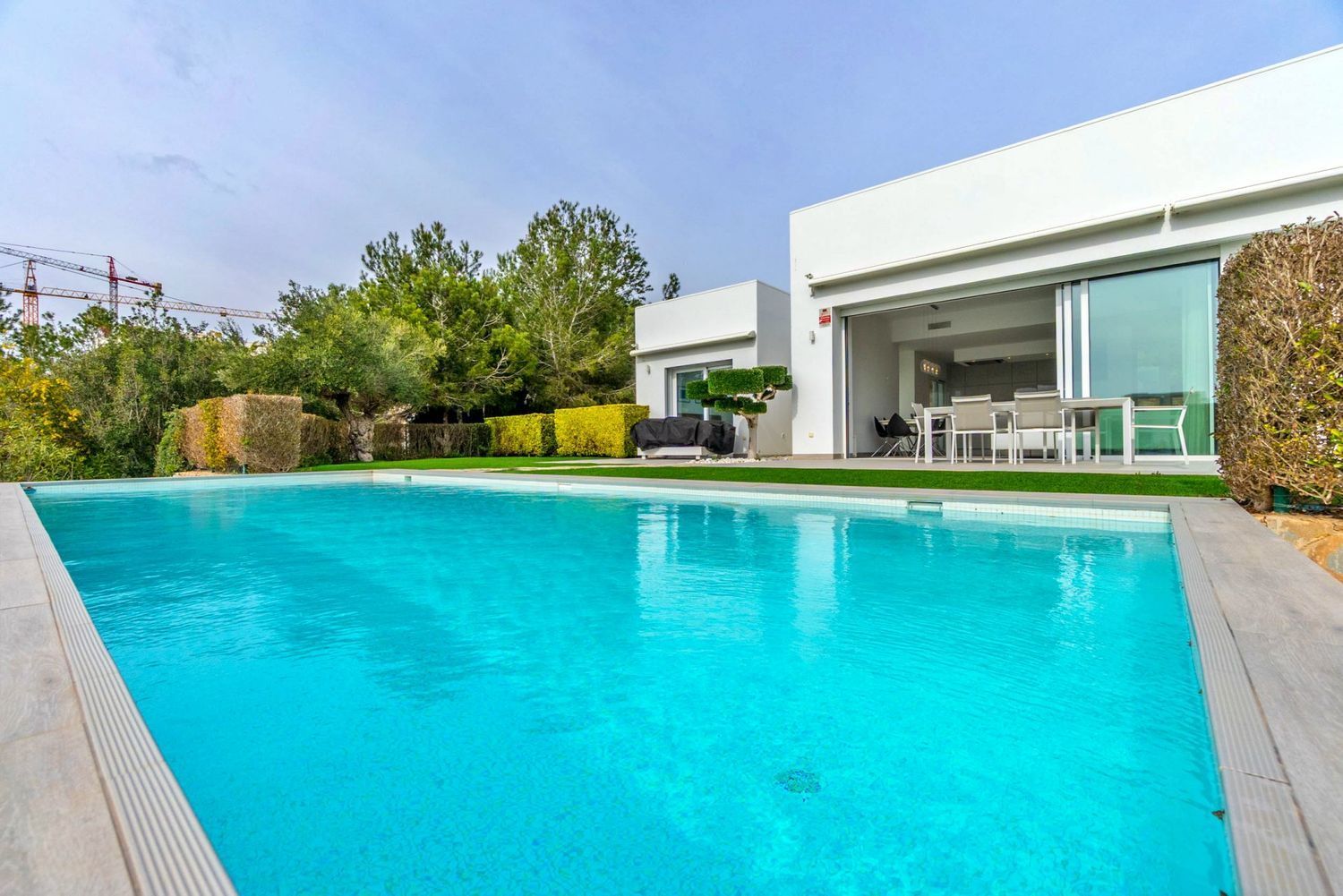 Dining area in villa for sale in Orihuela