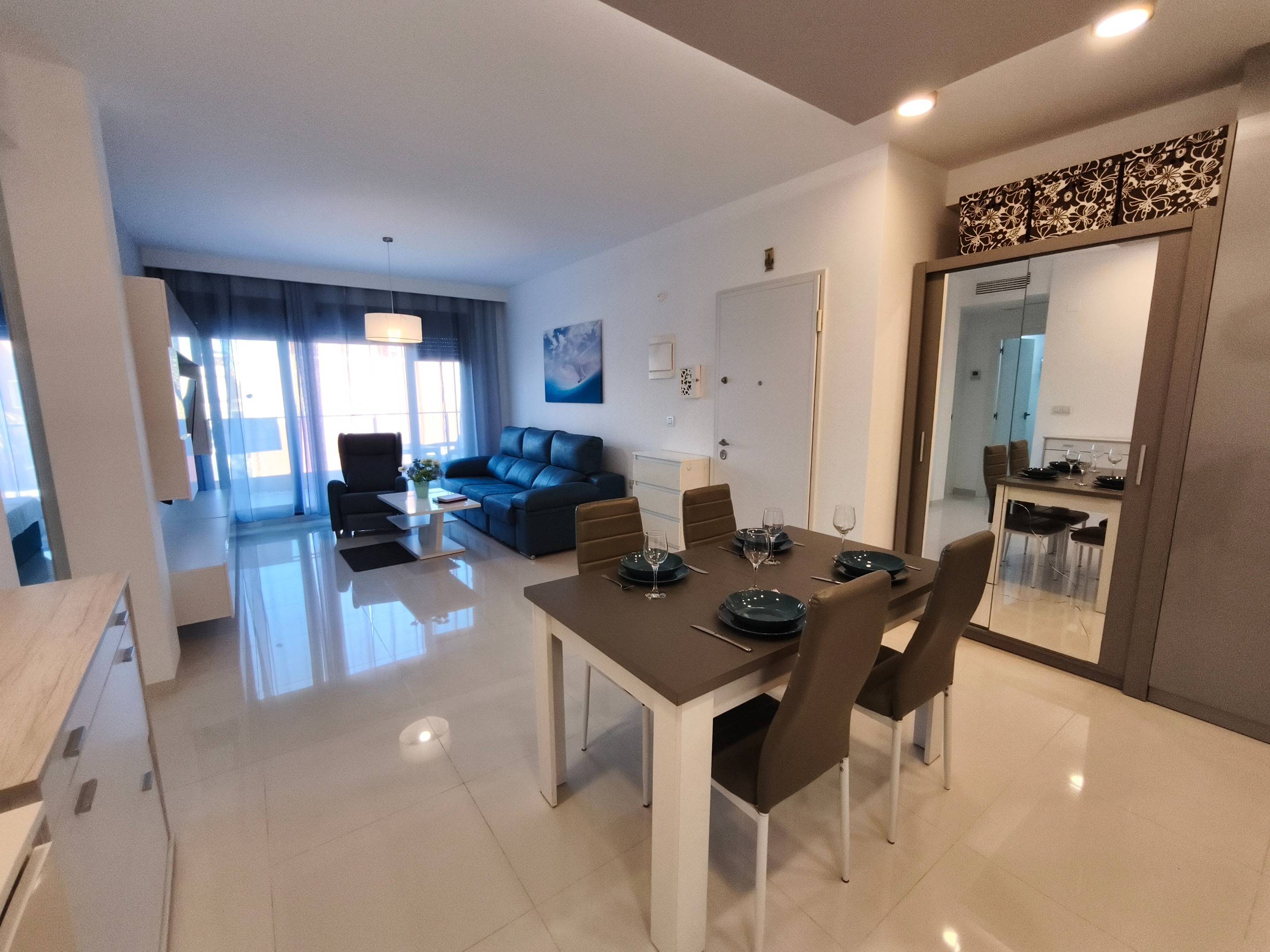 Master bedroom in apartment for sale in Pilar de La Horadada