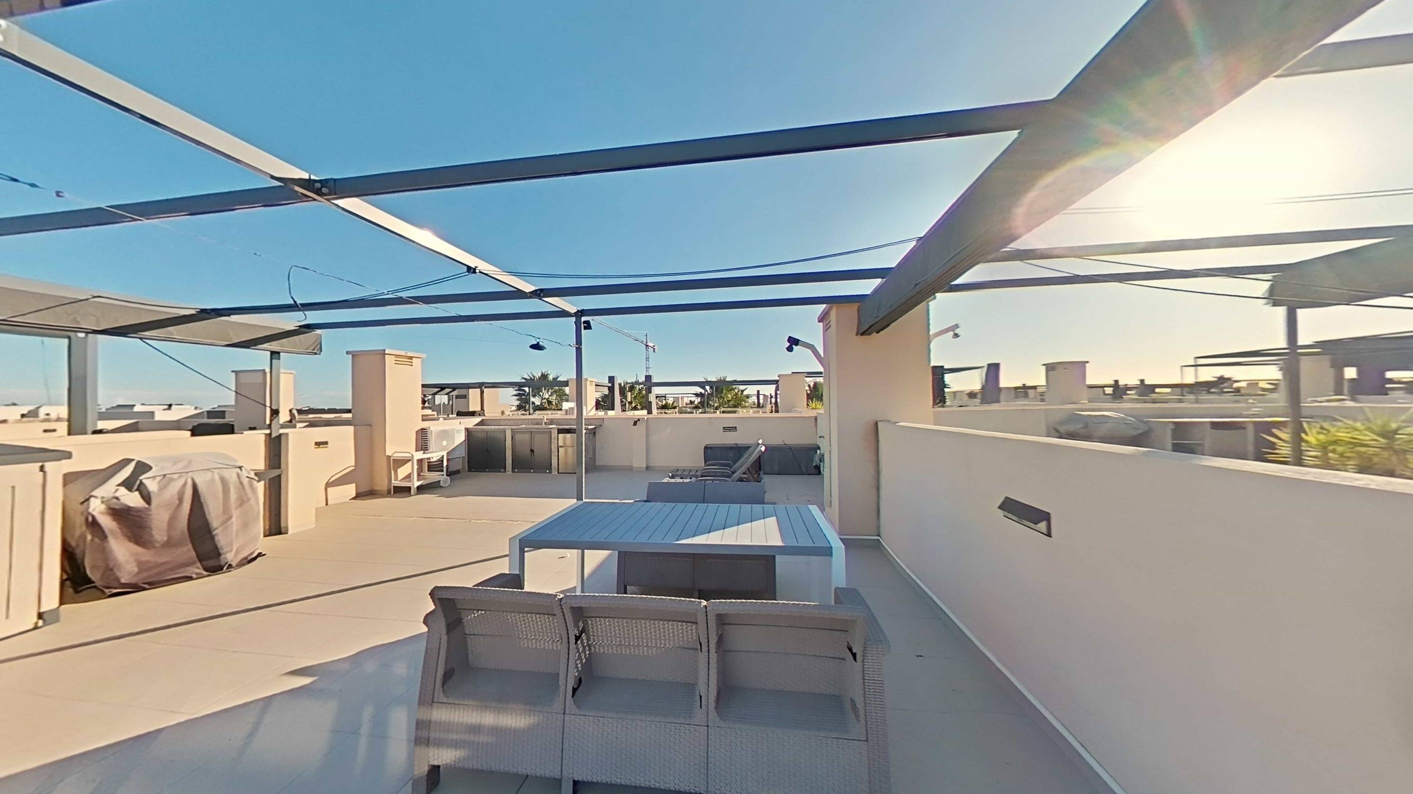 Kitchen in apartment for sale in Pilar de La Horadada
