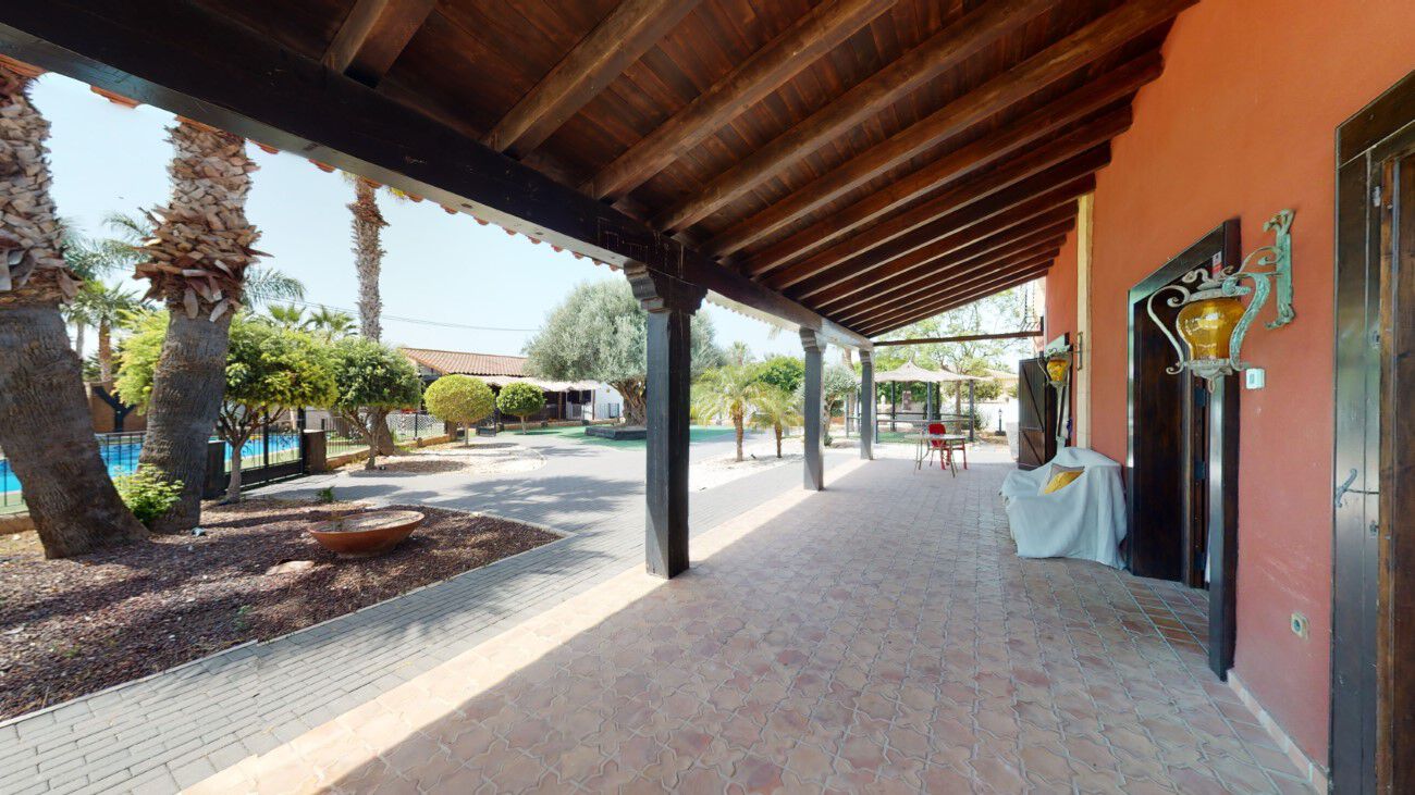 Living room in villa for sale in Catral