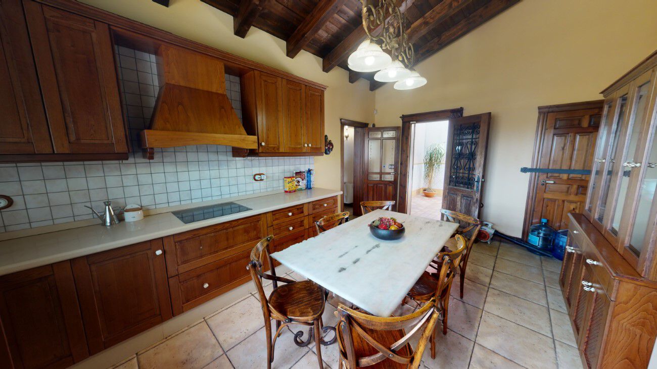 Terrace in villa for sale in Catral