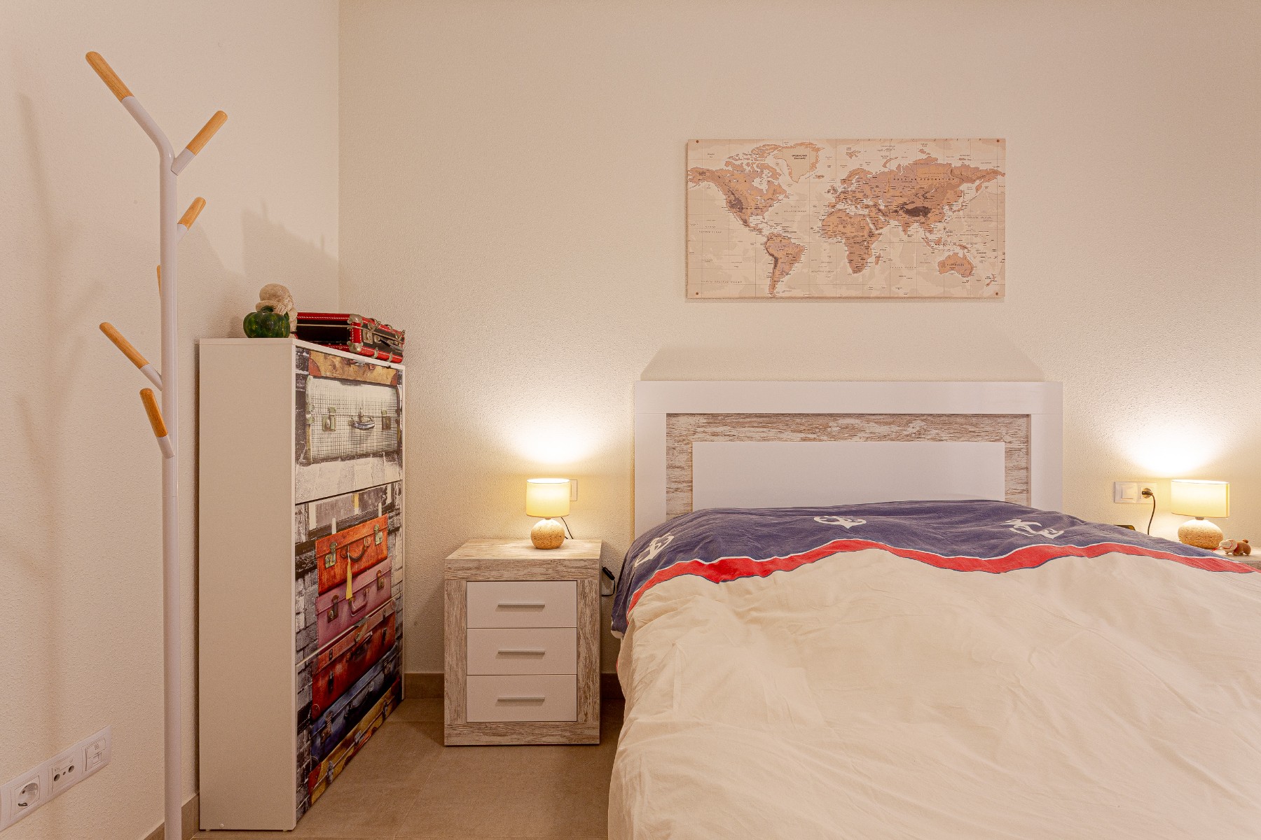 Bedroom in villa for sale in Orihuela Costa