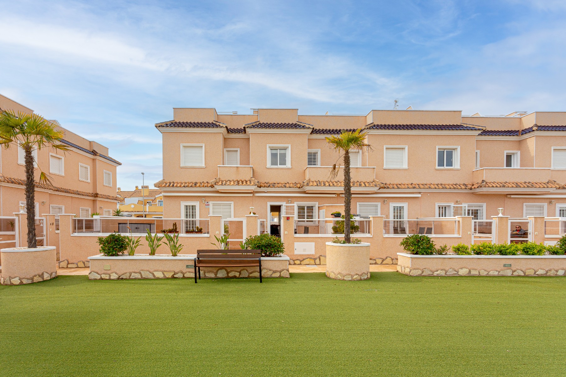 Dining area in villa for sale in Orihuela Costa