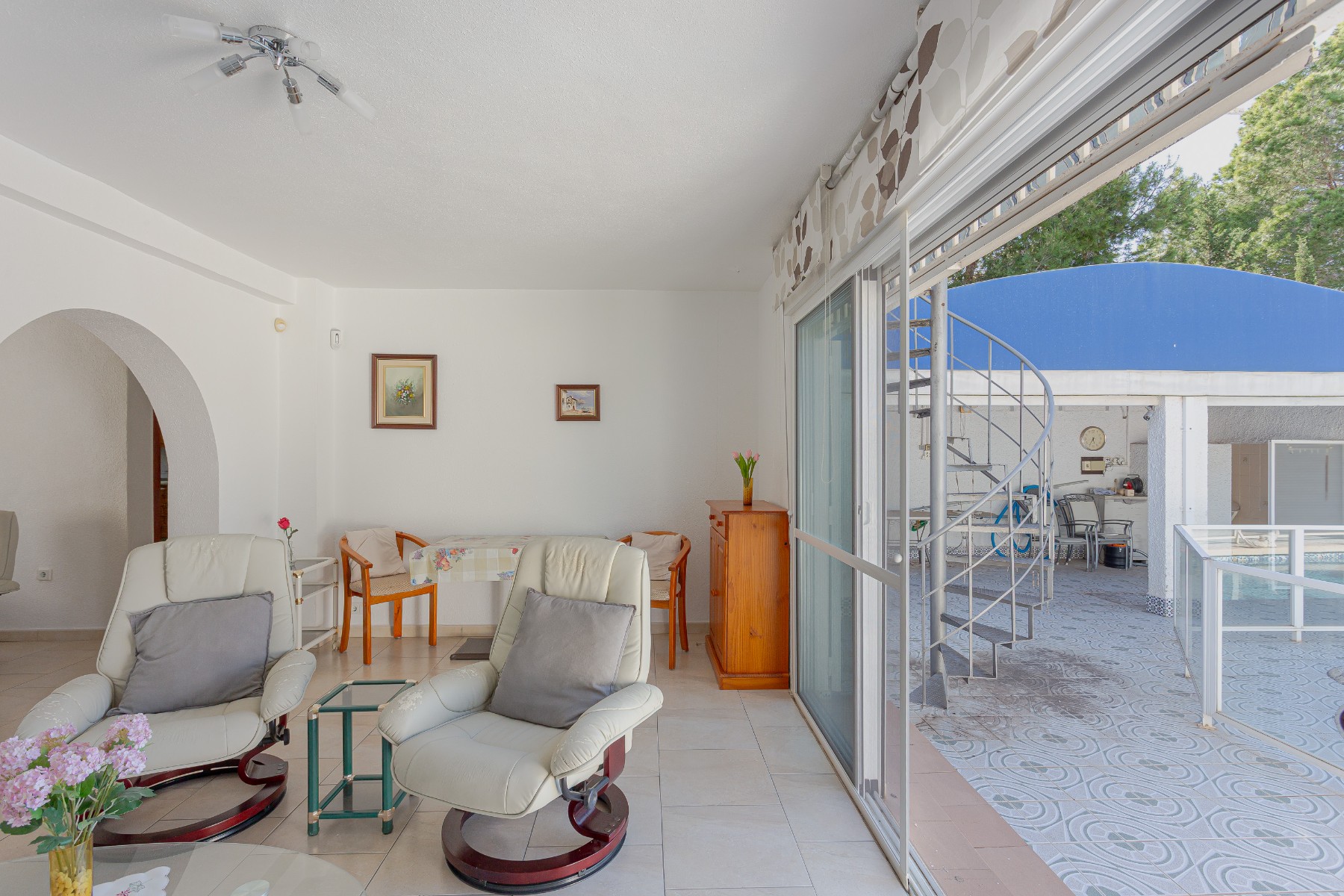 Garden in villa for sale in Torrevieja