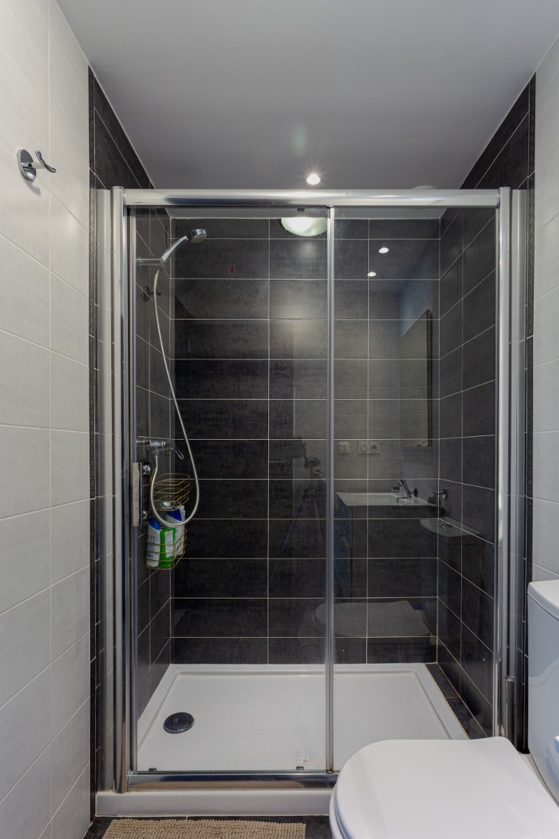 Master bedroom in apartment for sale in Orihuela Costa