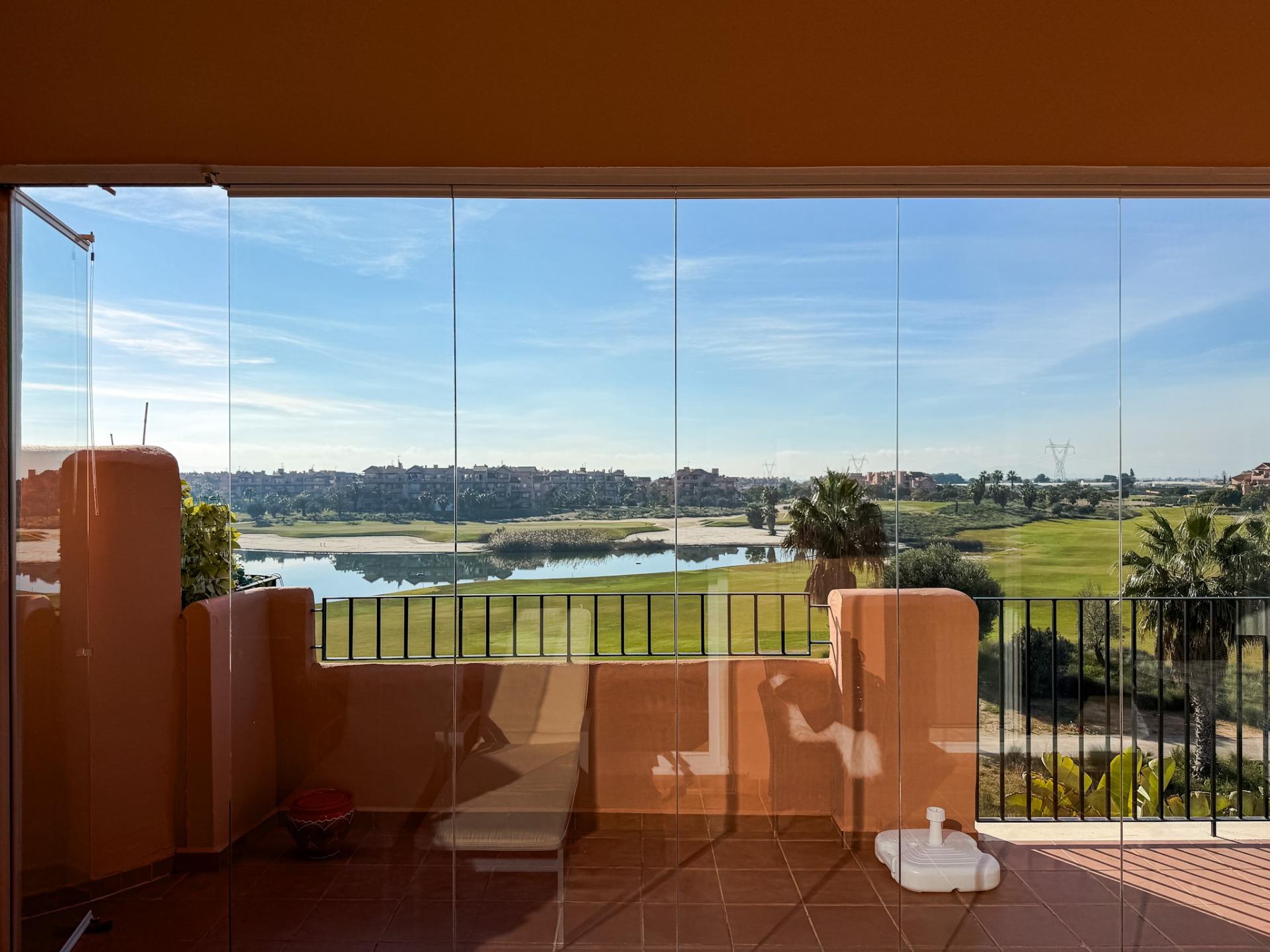 Bedroom in apartment for sale in Torre Pacheco
