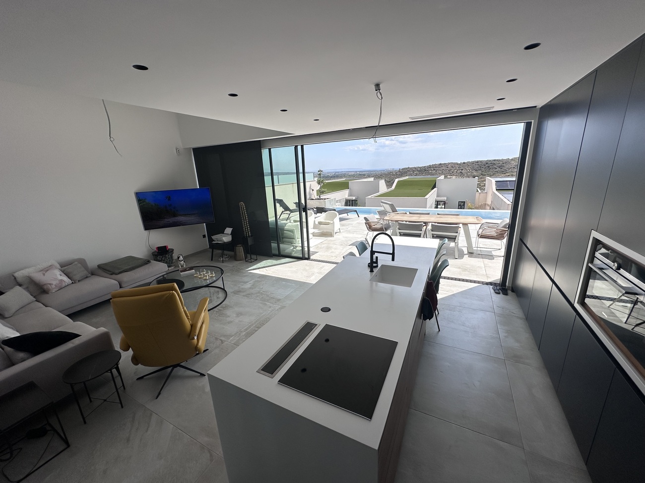 Bedroom in villa for sale in Rojales Hills