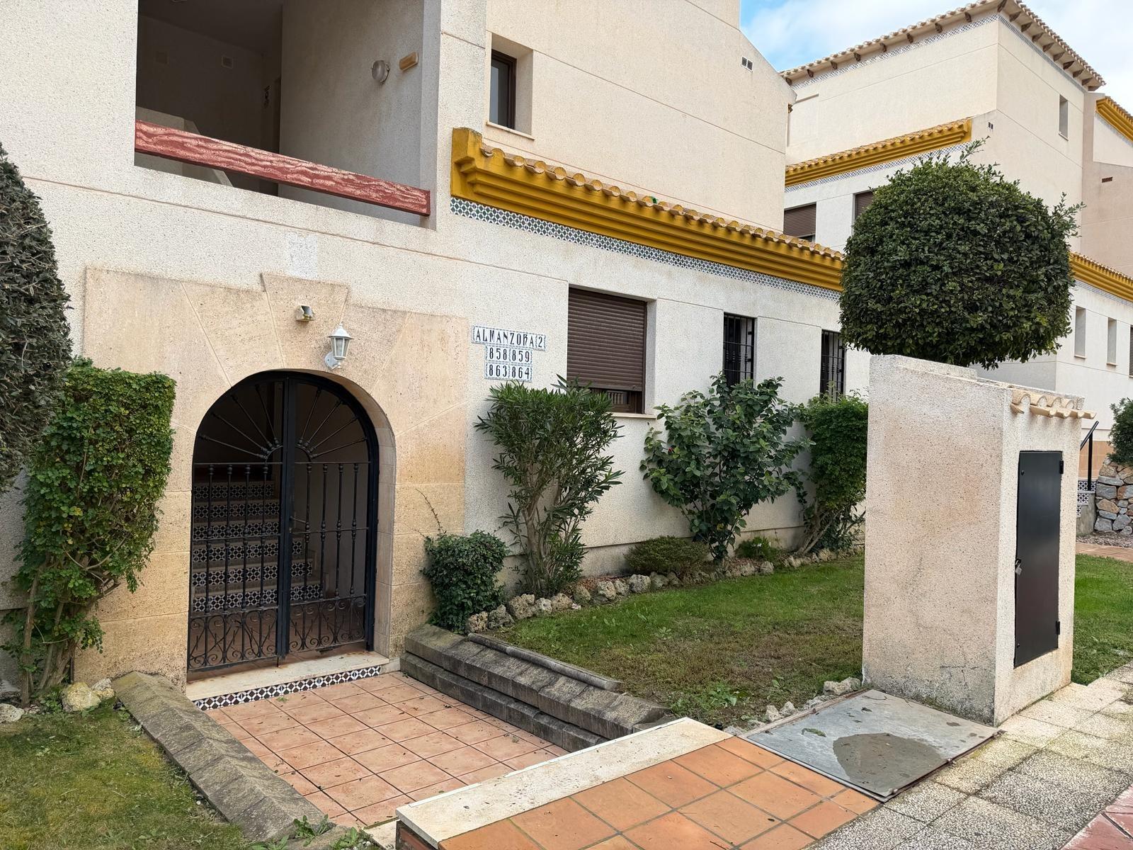 Bedrooms: 2, Bathrooms: 2, Apartment in Orihuela Costa, Alicante, Spain