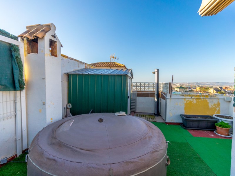 Garden in terraced for sale in Torrevieja