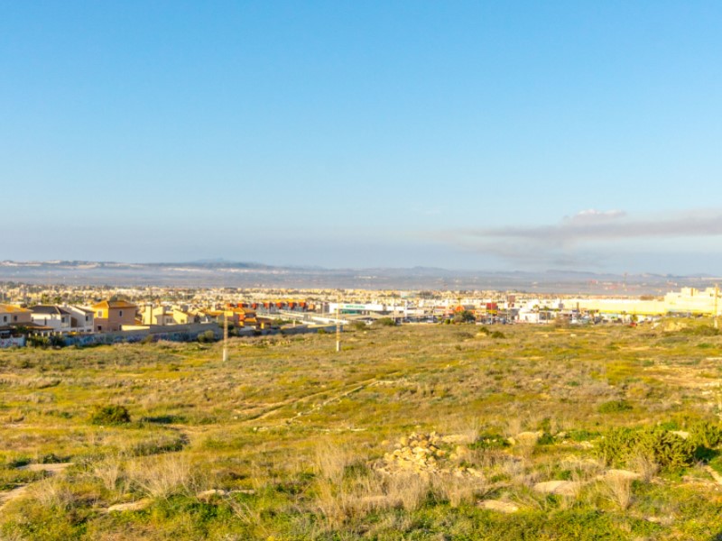 Exterior view in terraced for sale in Torrevieja