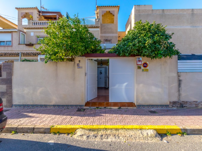 Terrace in terraced for sale in Torrevieja