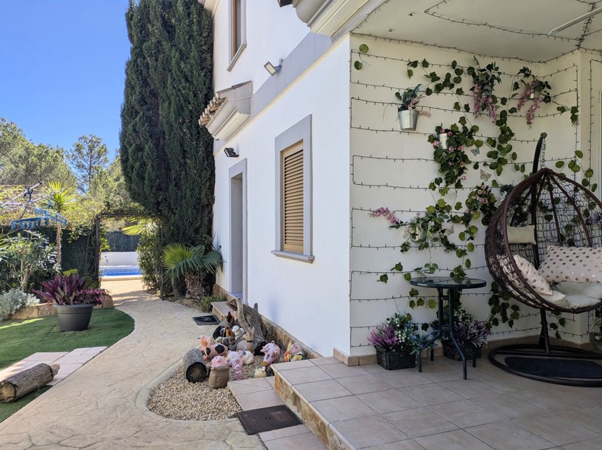 Bathroom in villa for sale in Benidorm