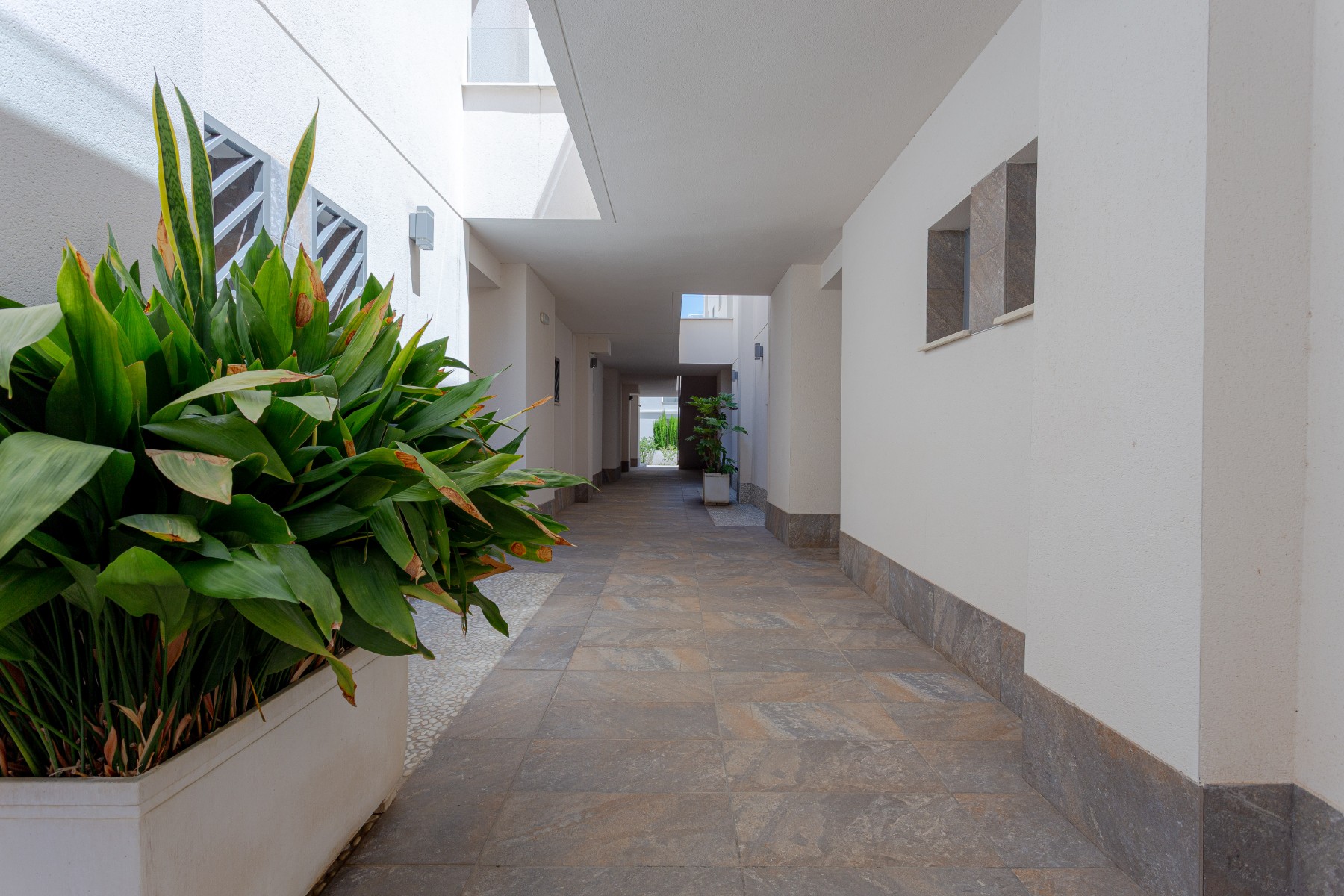 Master bedroom in apartment for sale in Torrevieja
