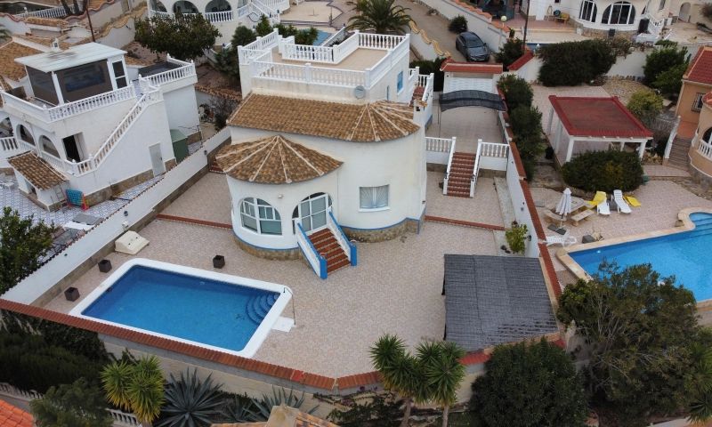 Kitchen in villa for sale in Rojales