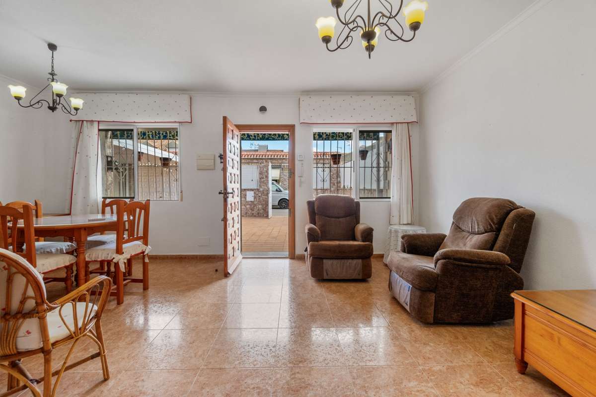 Exterior view in villa for sale in Santiago de la Ribera