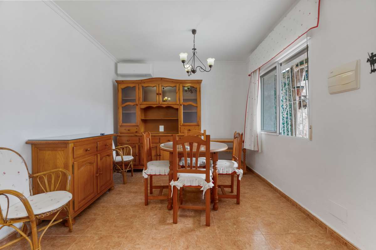 Pool area in villa for sale in Santiago de la Ribera