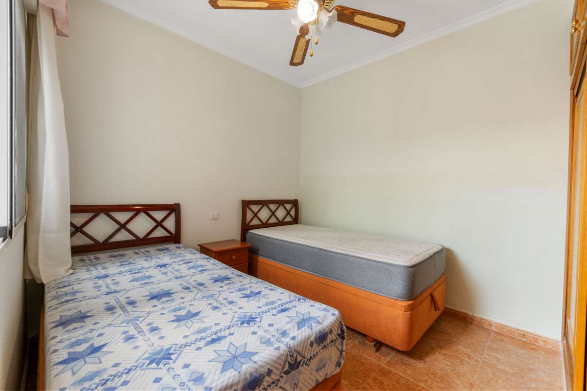 Bedroom in villa for sale in Santiago de la Ribera