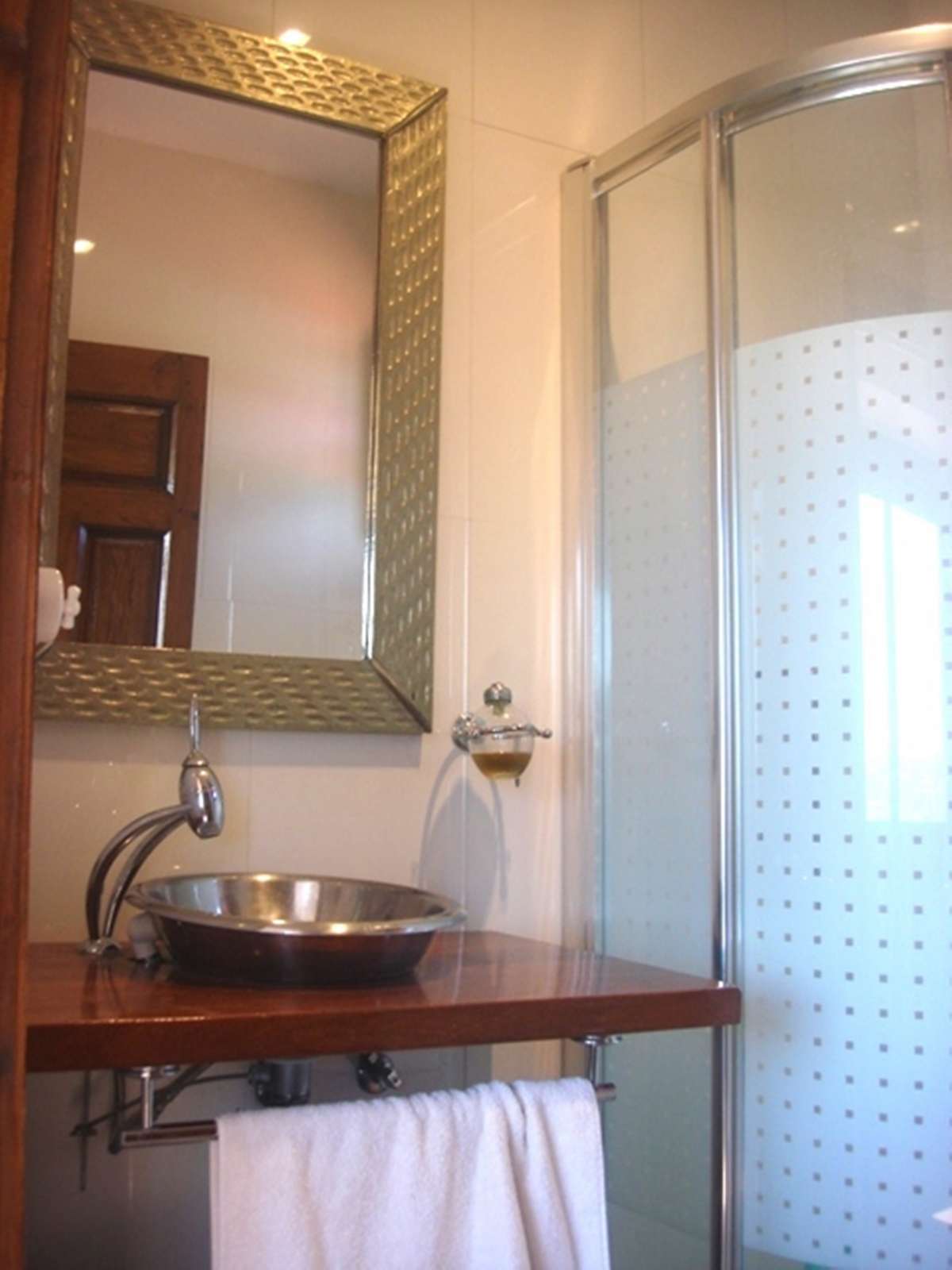 Bathroom in finca for sale in Torremendo