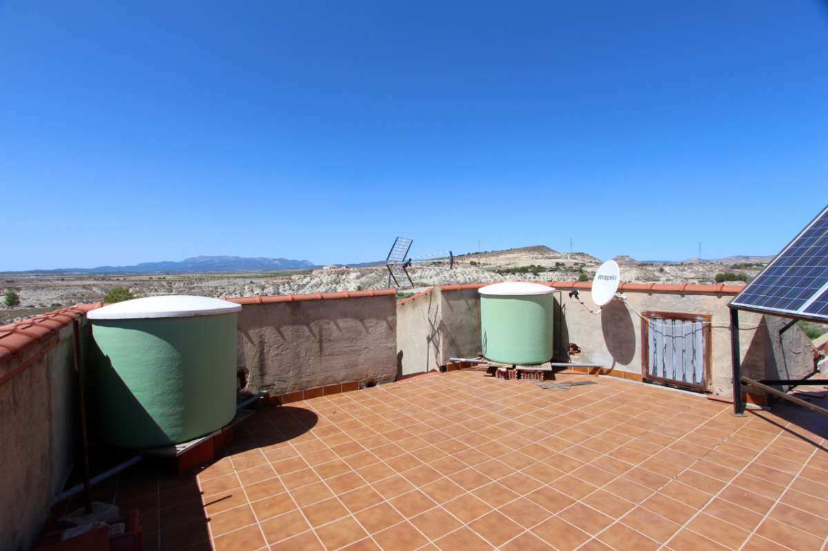 Kitchen in villa for sale in Albudeite