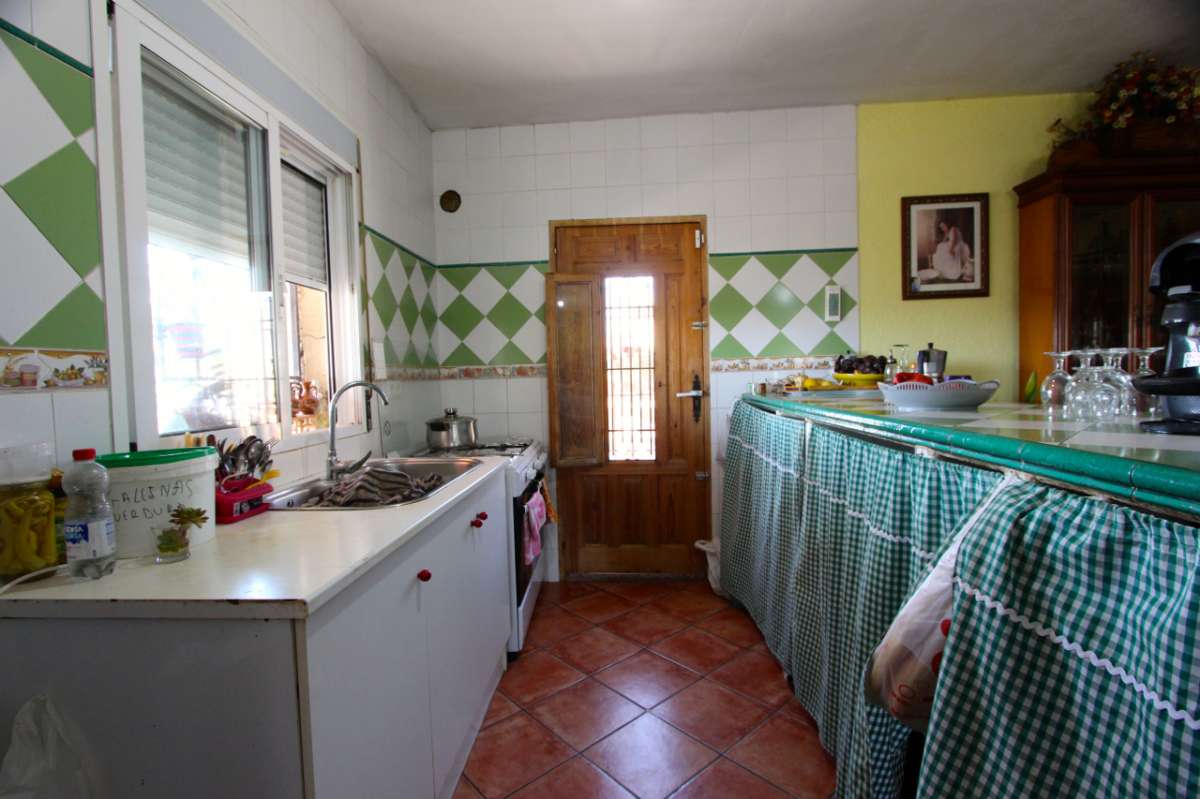 Kitchen in villa for sale in Albudeite