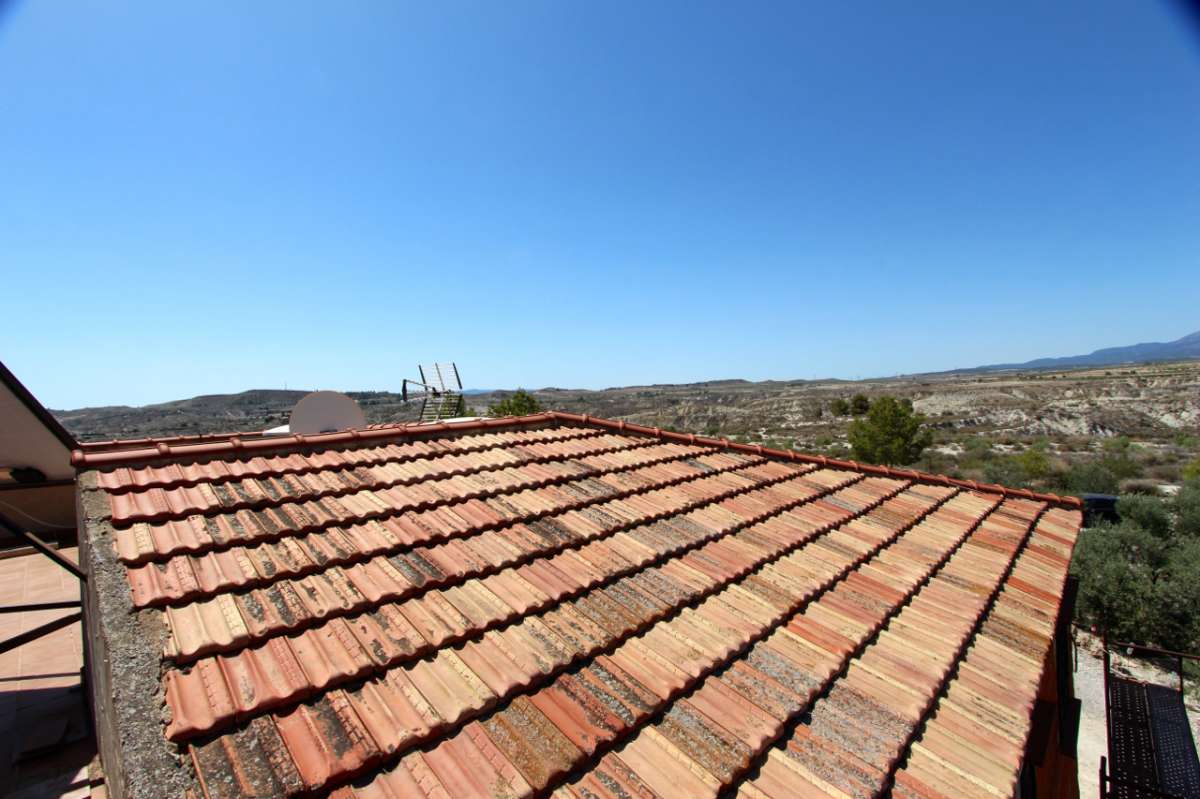 Terrace in villa for sale in Albudeite