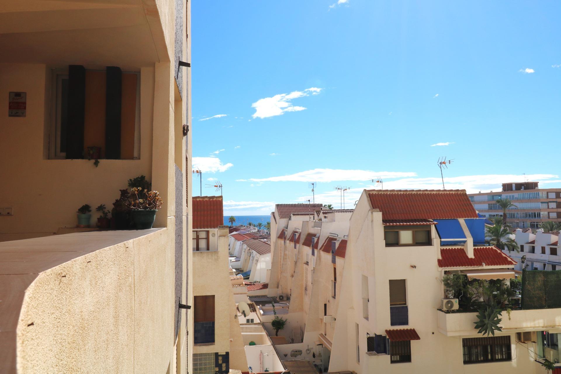 Living room in apartment for sale in Torrevieja
