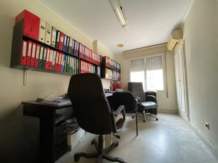 Terrace in apartment for sale in Torrevieja