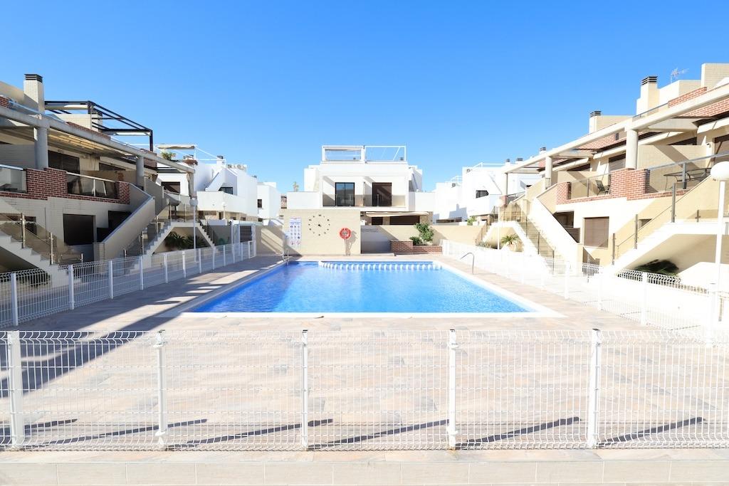 Garden in terraced for sale in Orihuela Costa