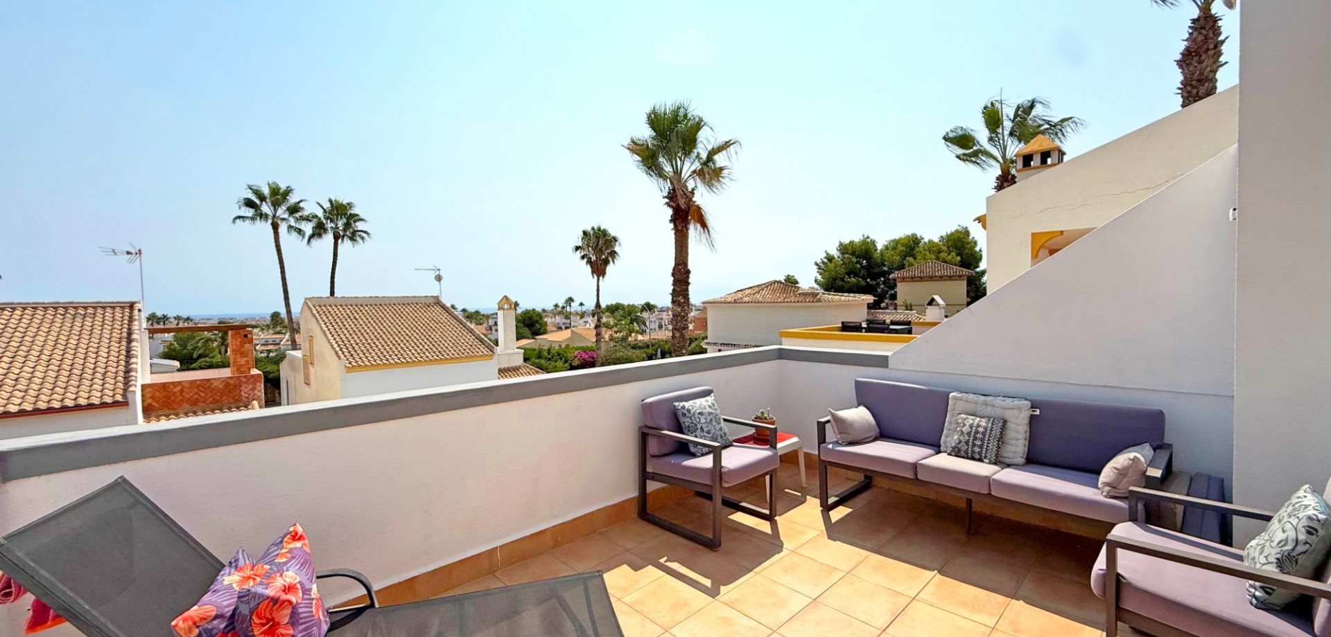 Exterior view in villa for sale in Orihuela Costa