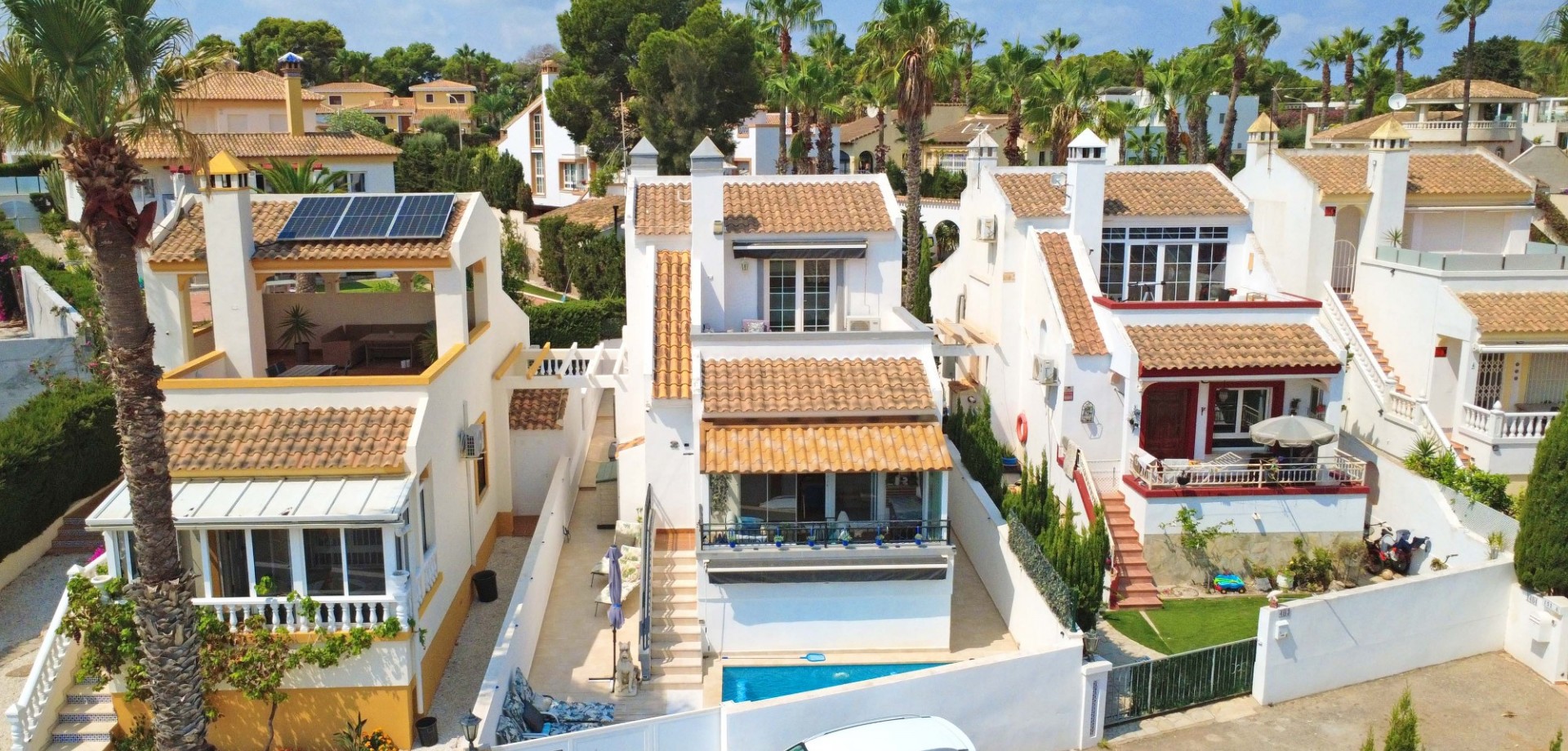 Living room in villa for sale in Orihuela Costa