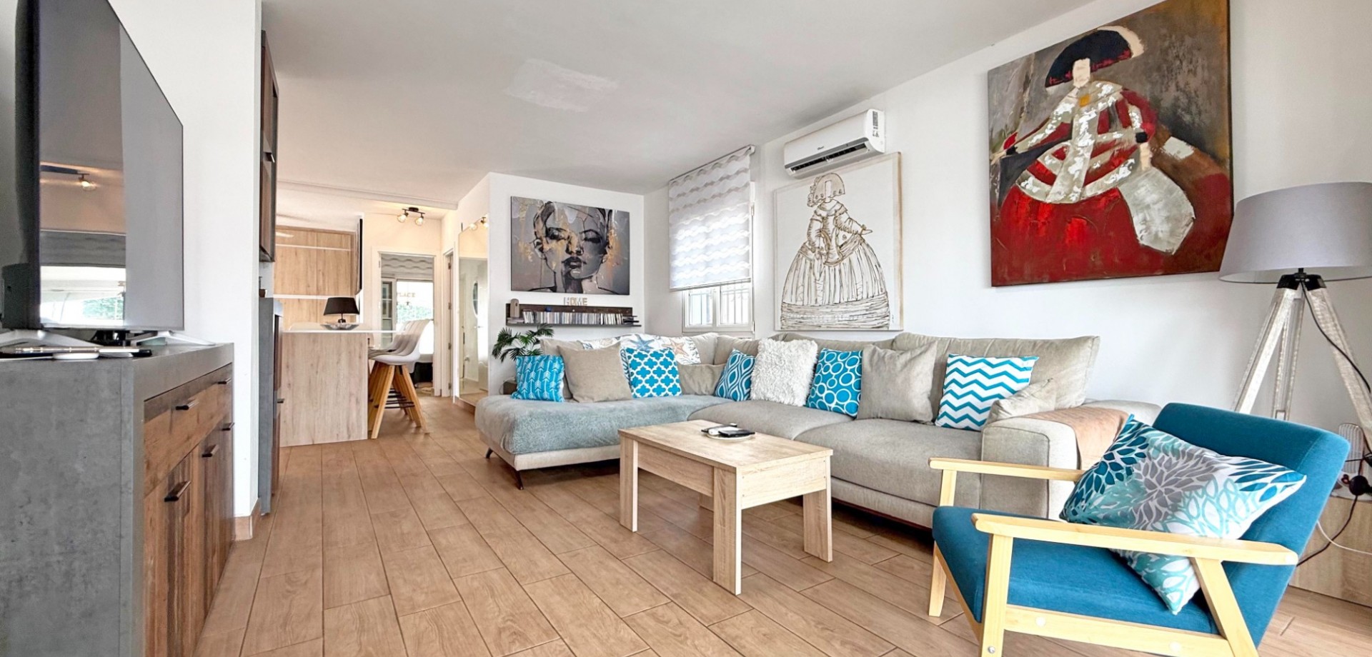 Kitchen in villa for sale in Orihuela Costa